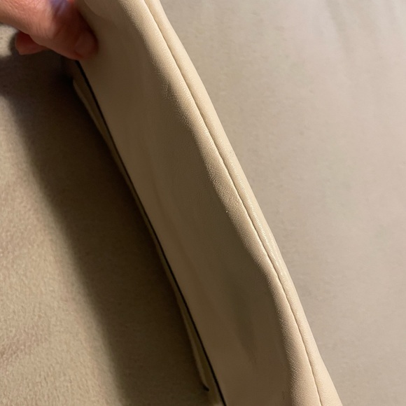 Coach leather wristlet - Coach wallet - Coach - leather clutch - Picture 3 of 10